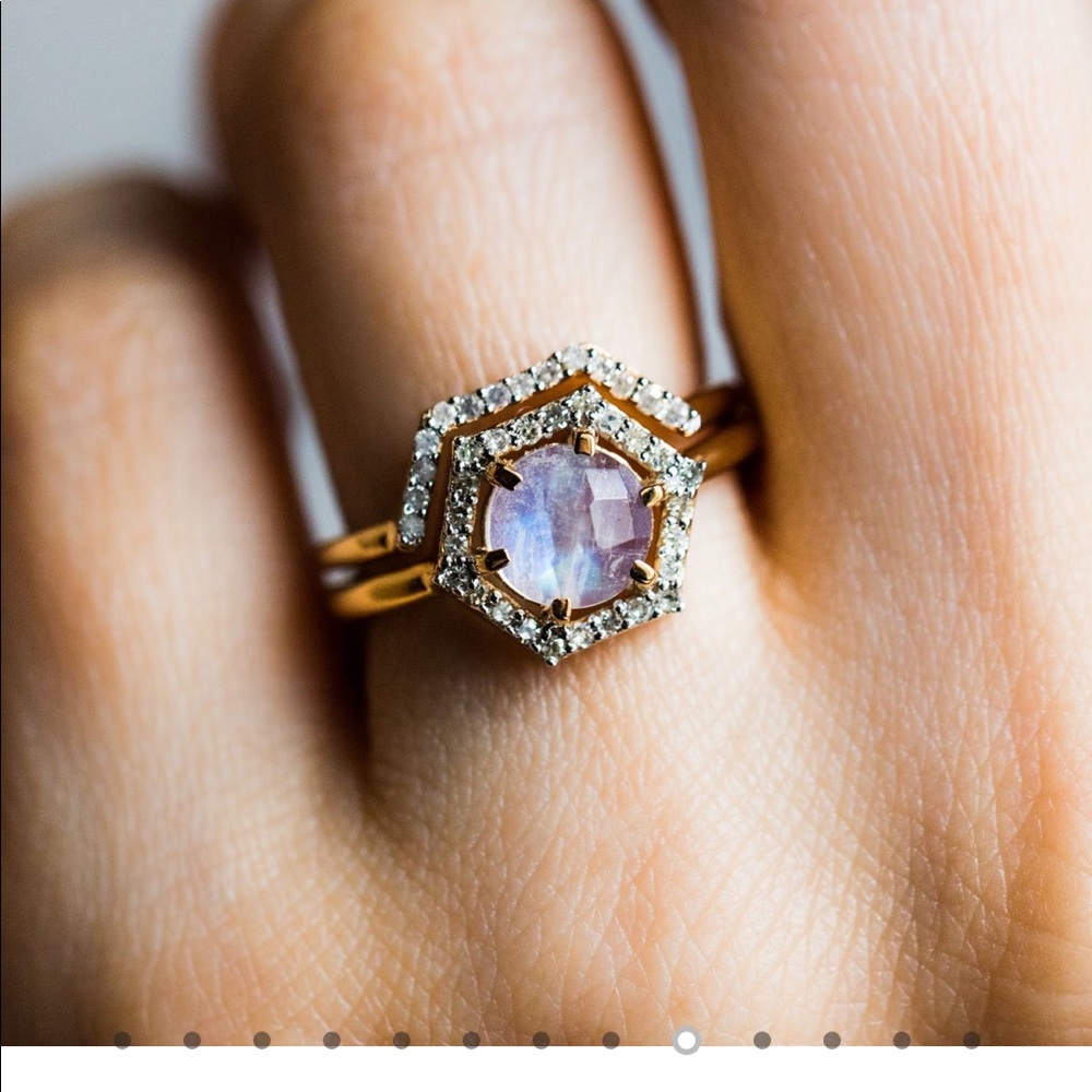 Local eclectic ring
